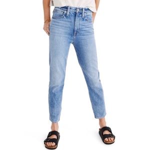 Madewell Light Wash Mom Jean Size 27